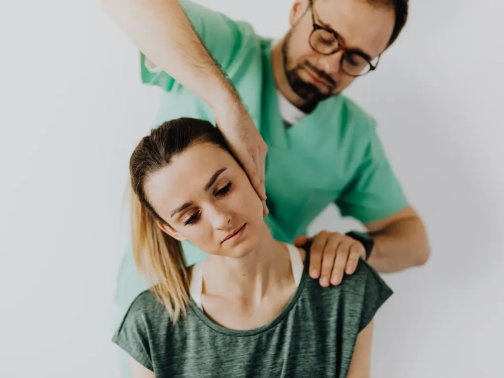 professional neckand shoulder massage in london