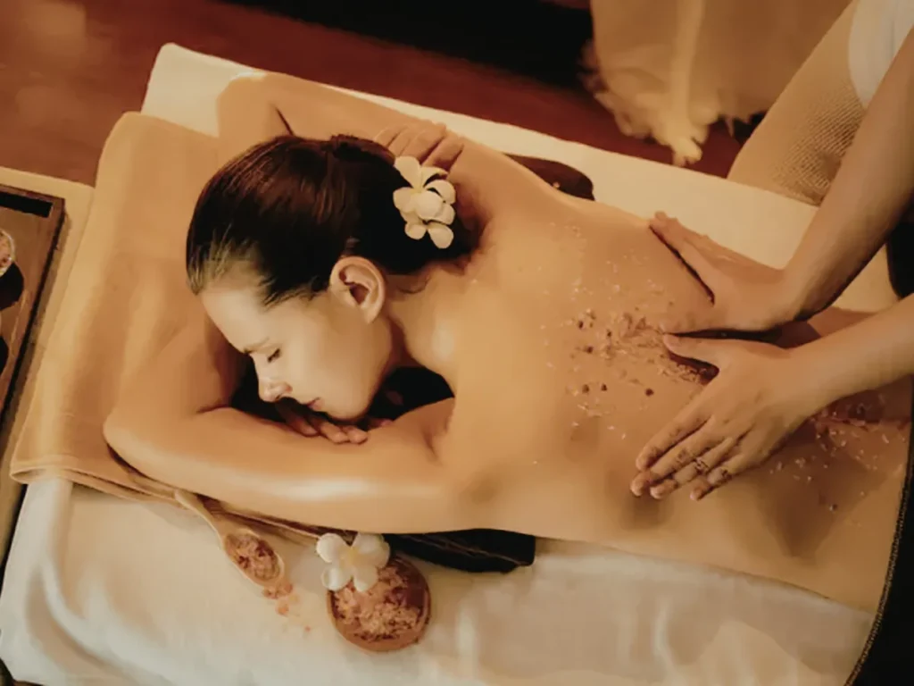 professional back and shoulder thai massage in london